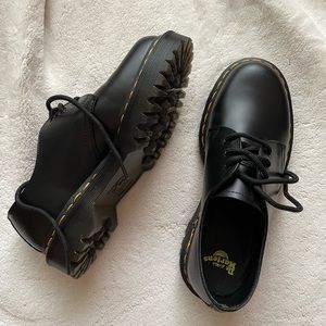 Dr Martens 1461 Women’s Smooth Leather Oxford Shoes size: 8 (Women) / 7 (Men)